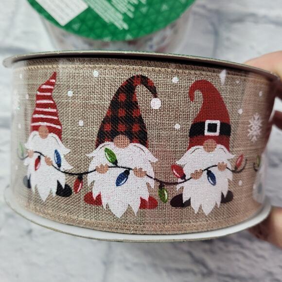 50 yards of Gnome Wire Edge Holiday Ribbon - Picture 1 of 6